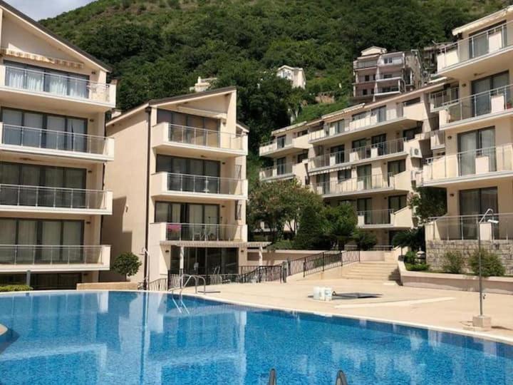 Beauty Apartment In Blue Star Complex Przno Montenegro Pržno Exterior foto